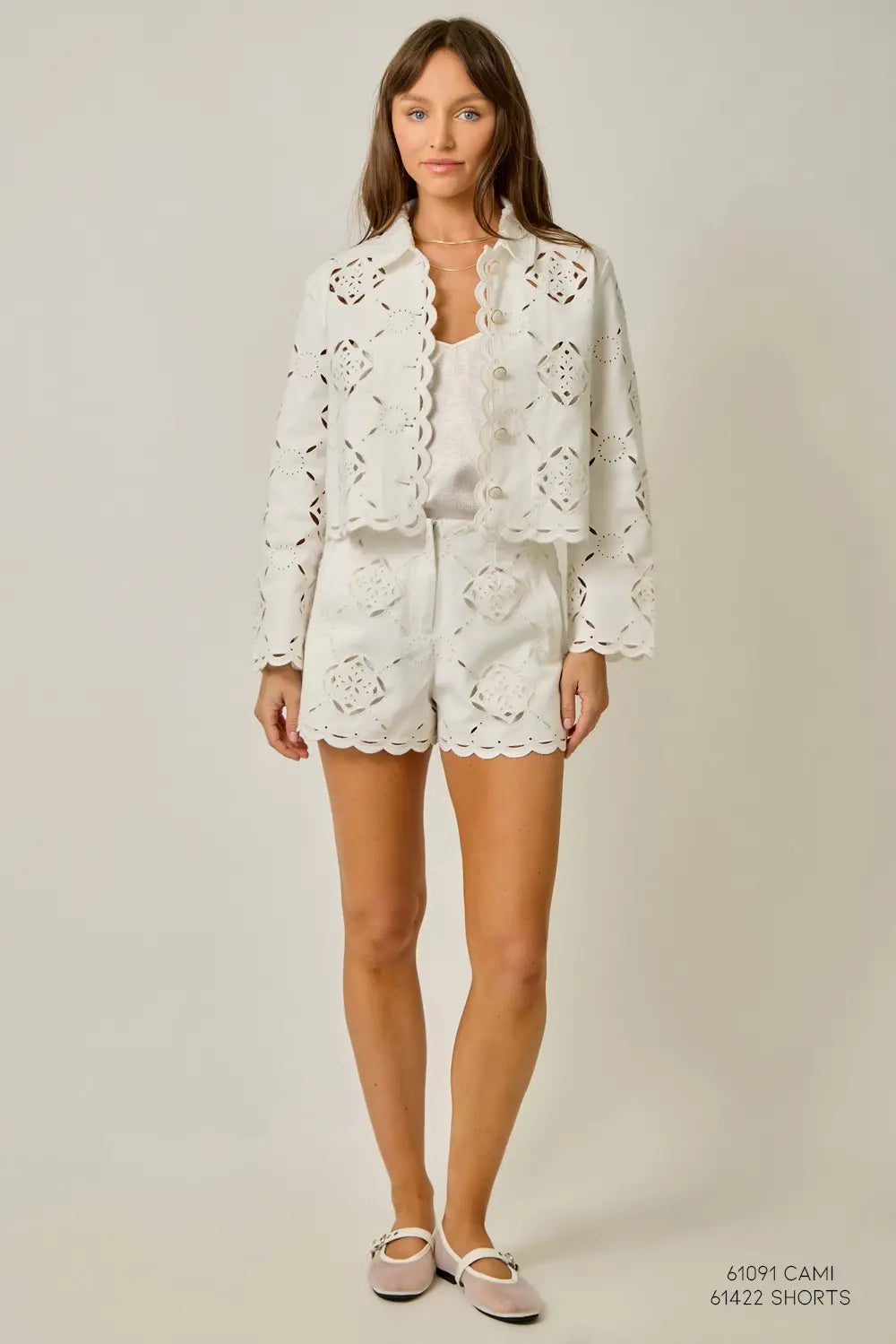 SCALLOP HEM EYELET JACKET