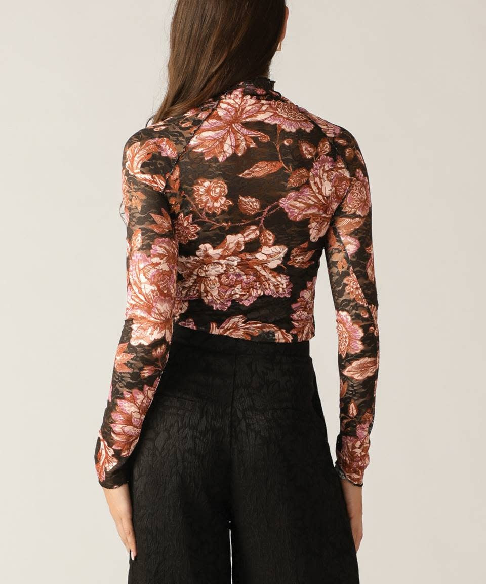 SHEER FLORAL LSLV BLOUSE