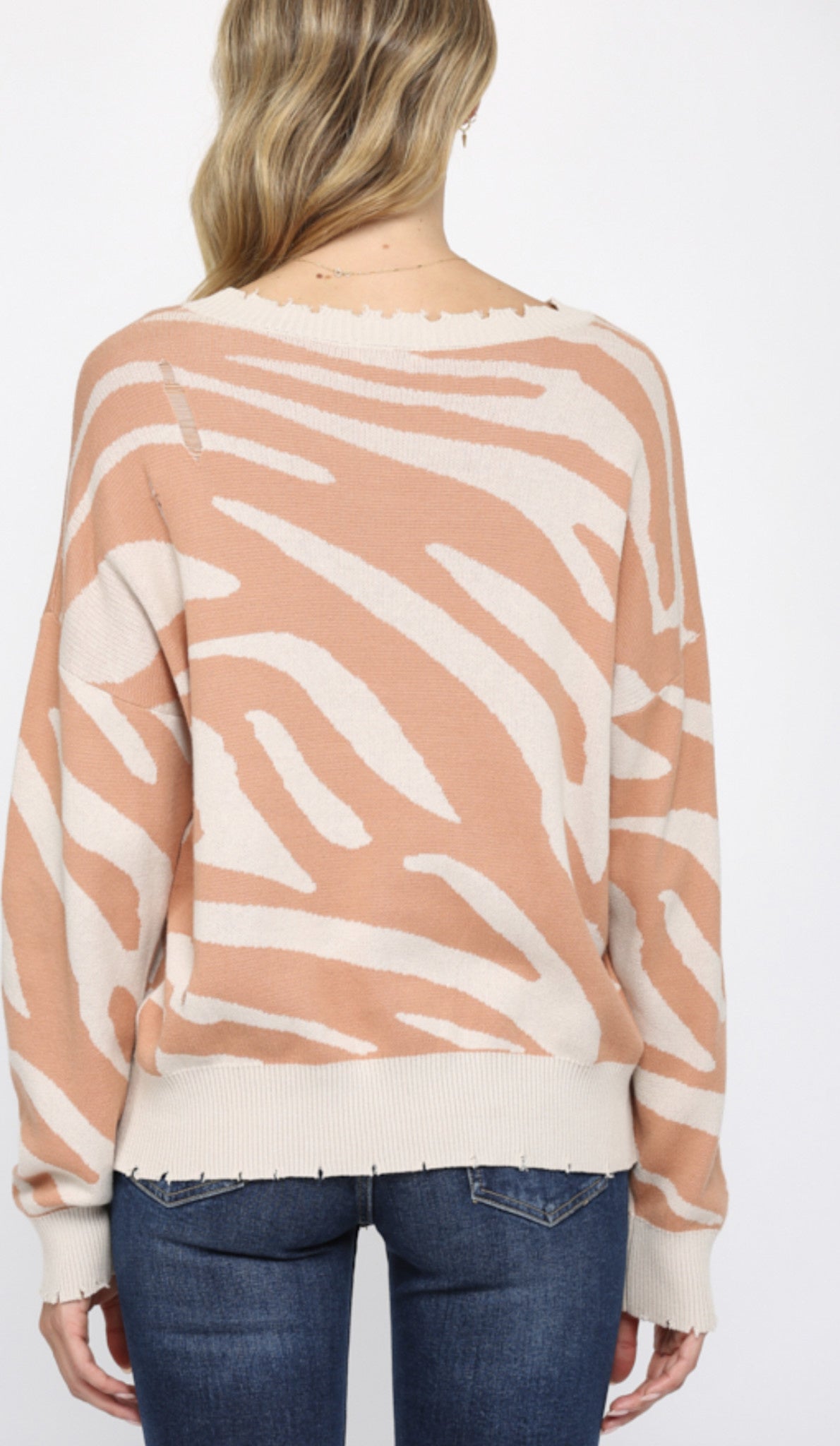 ANIMAL PATTERN DISTRESSED SWEATER