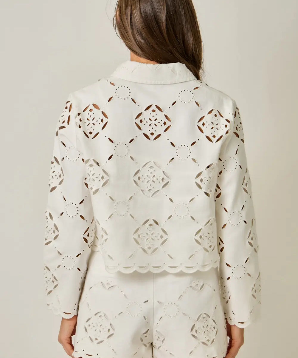 SCALLOP HEM EYELET JACKET