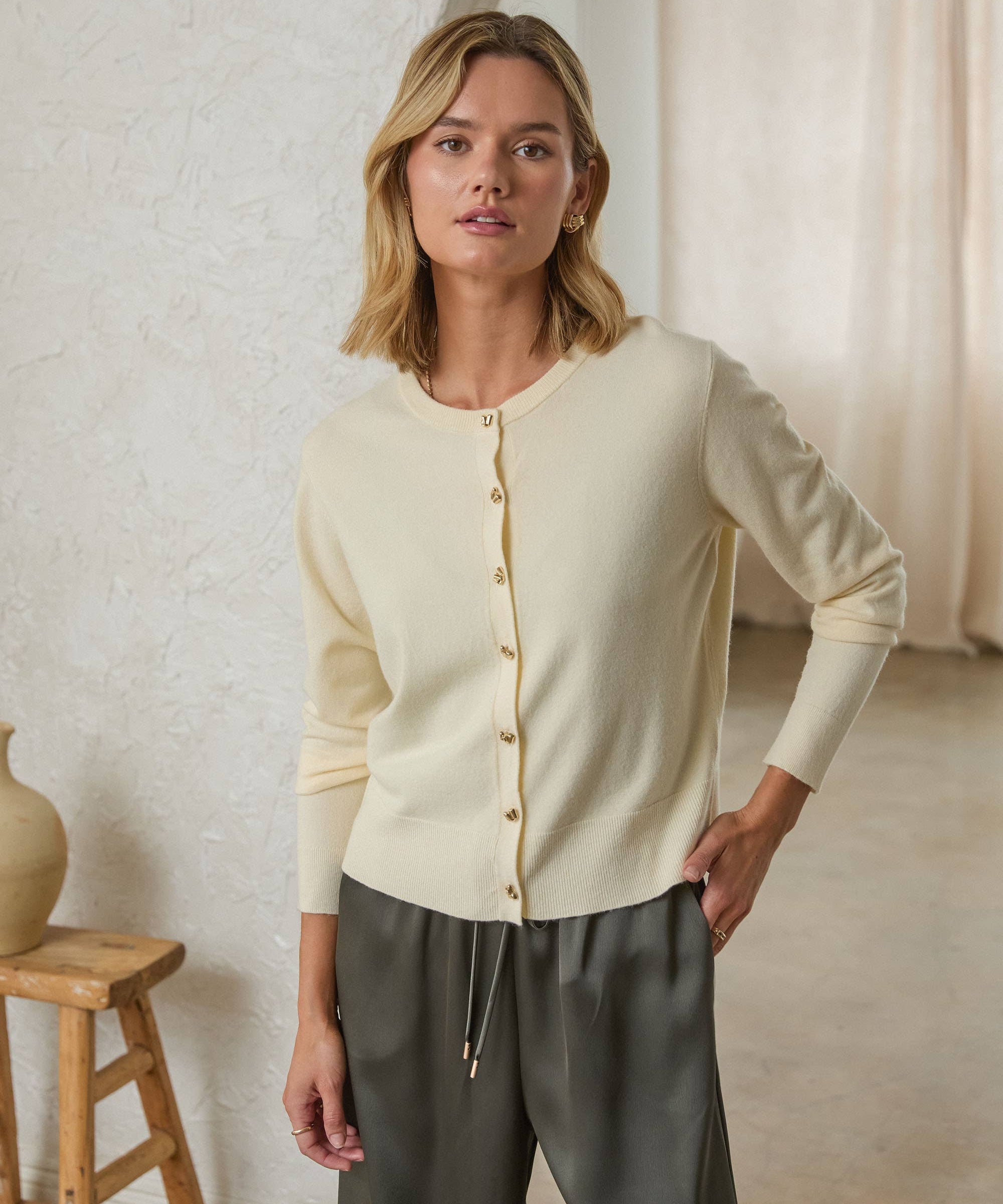 Ivory Cardigan w Gold Buttons
