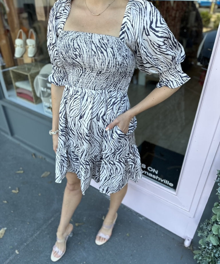 SATINE SMOCKED ZEBRA DRESS