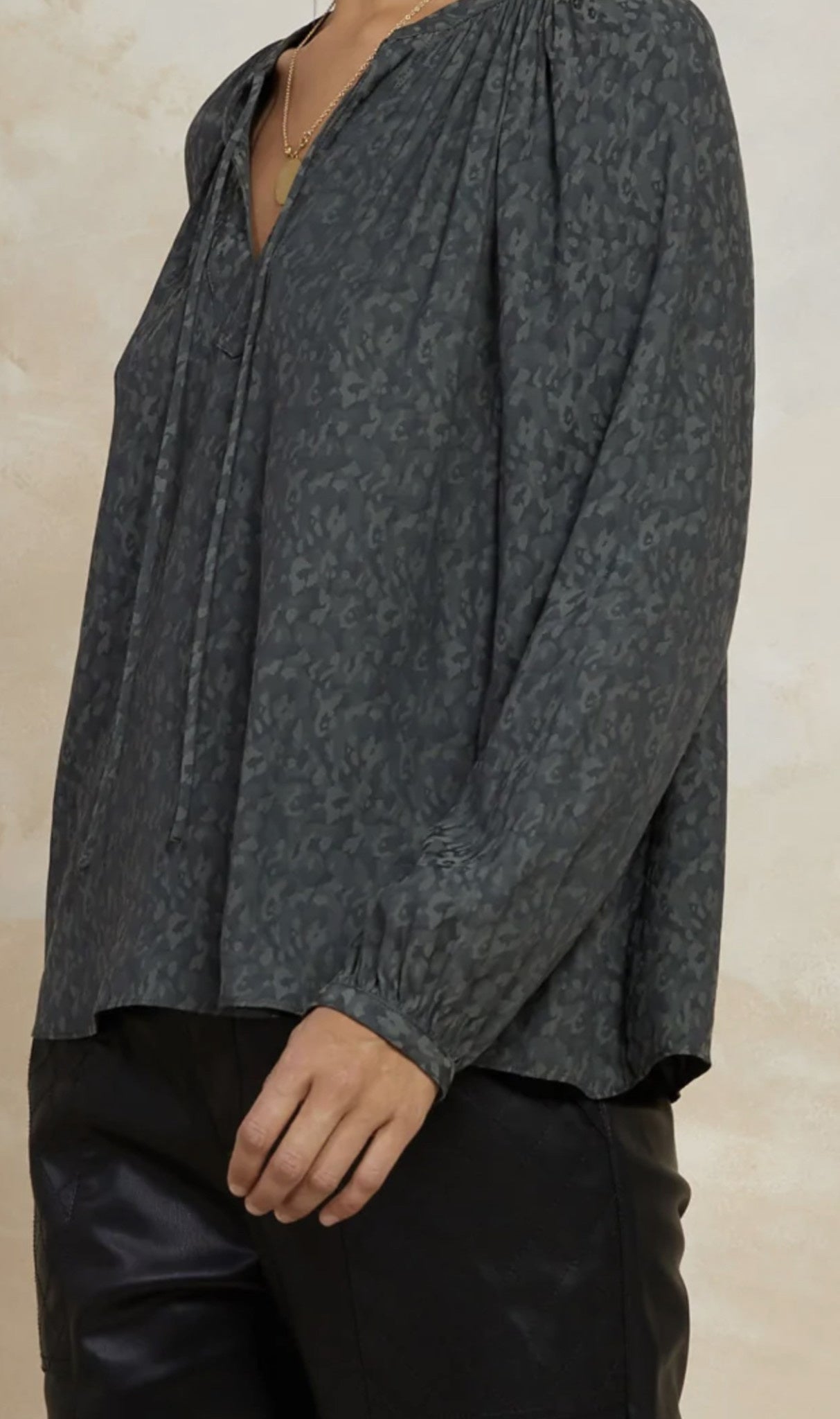 JACQUARD SELF TIE LSLV TOP