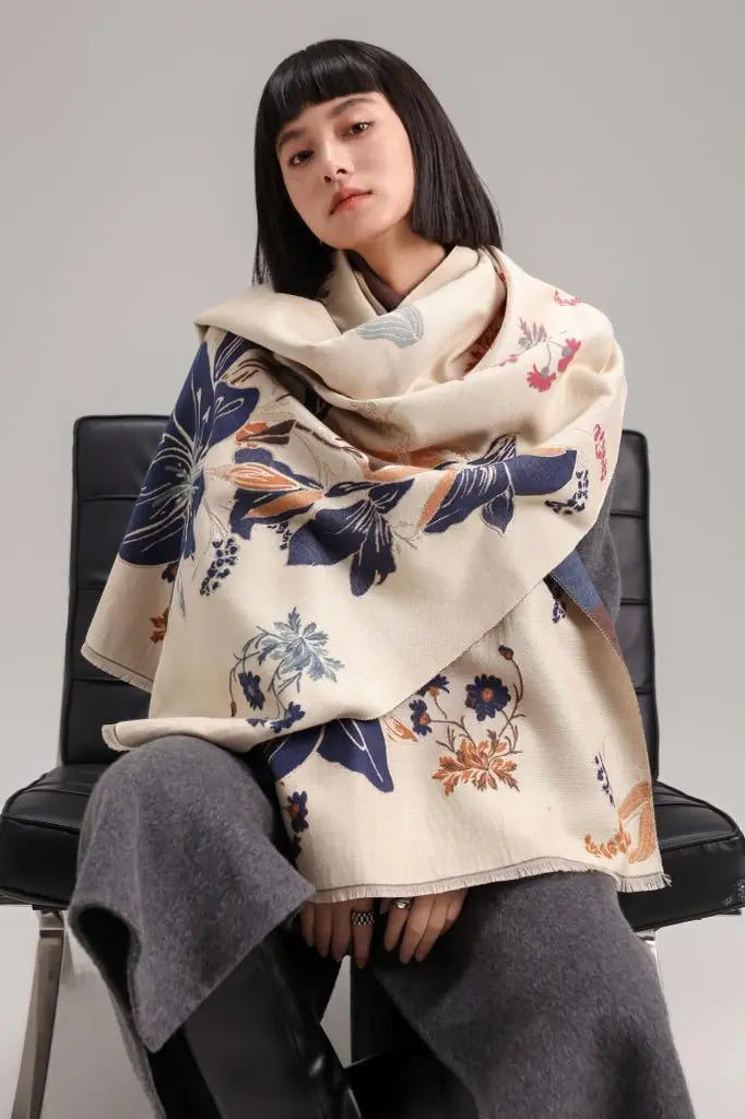 REVERSIBLE WRAP BLUE/ORANGE WILD LILIES