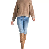 SWEATER W/STITCHING DETAIL