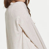 V NECK ATHLEISURE TOP