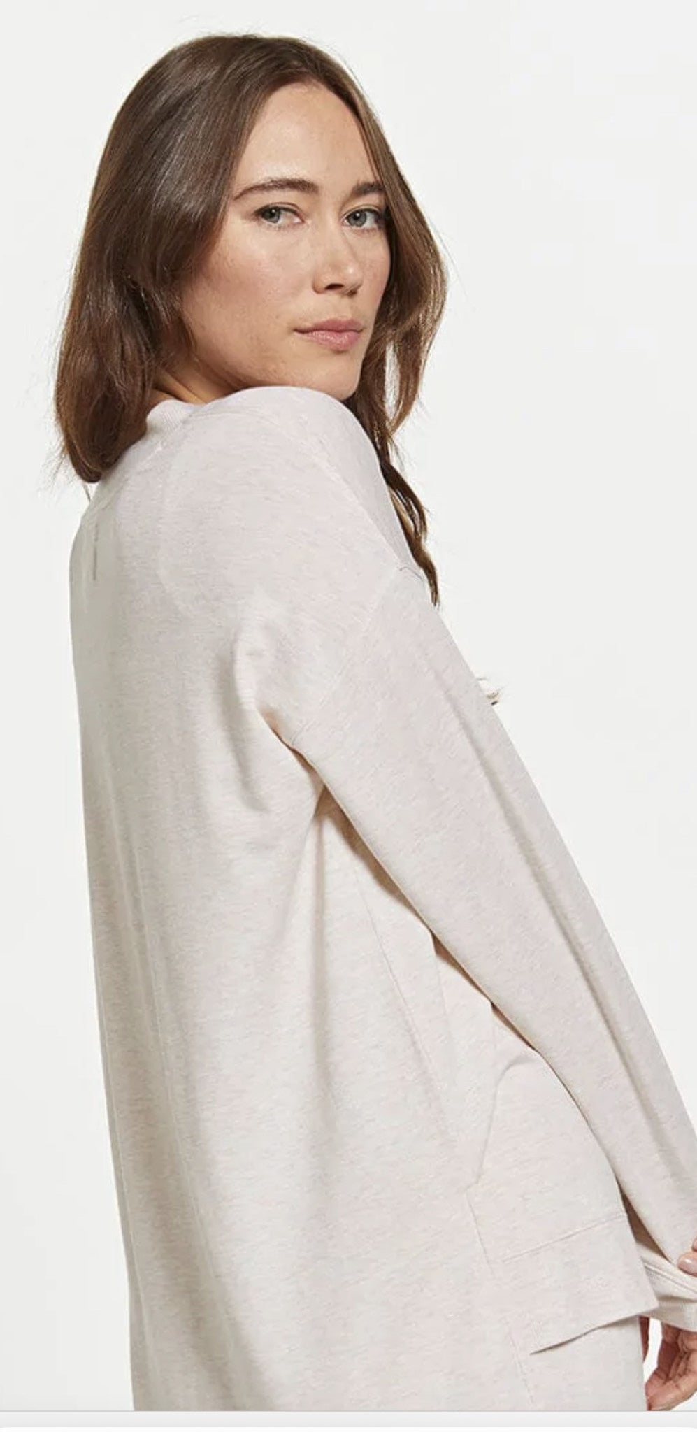V NECK ATHLEISURE TOP
