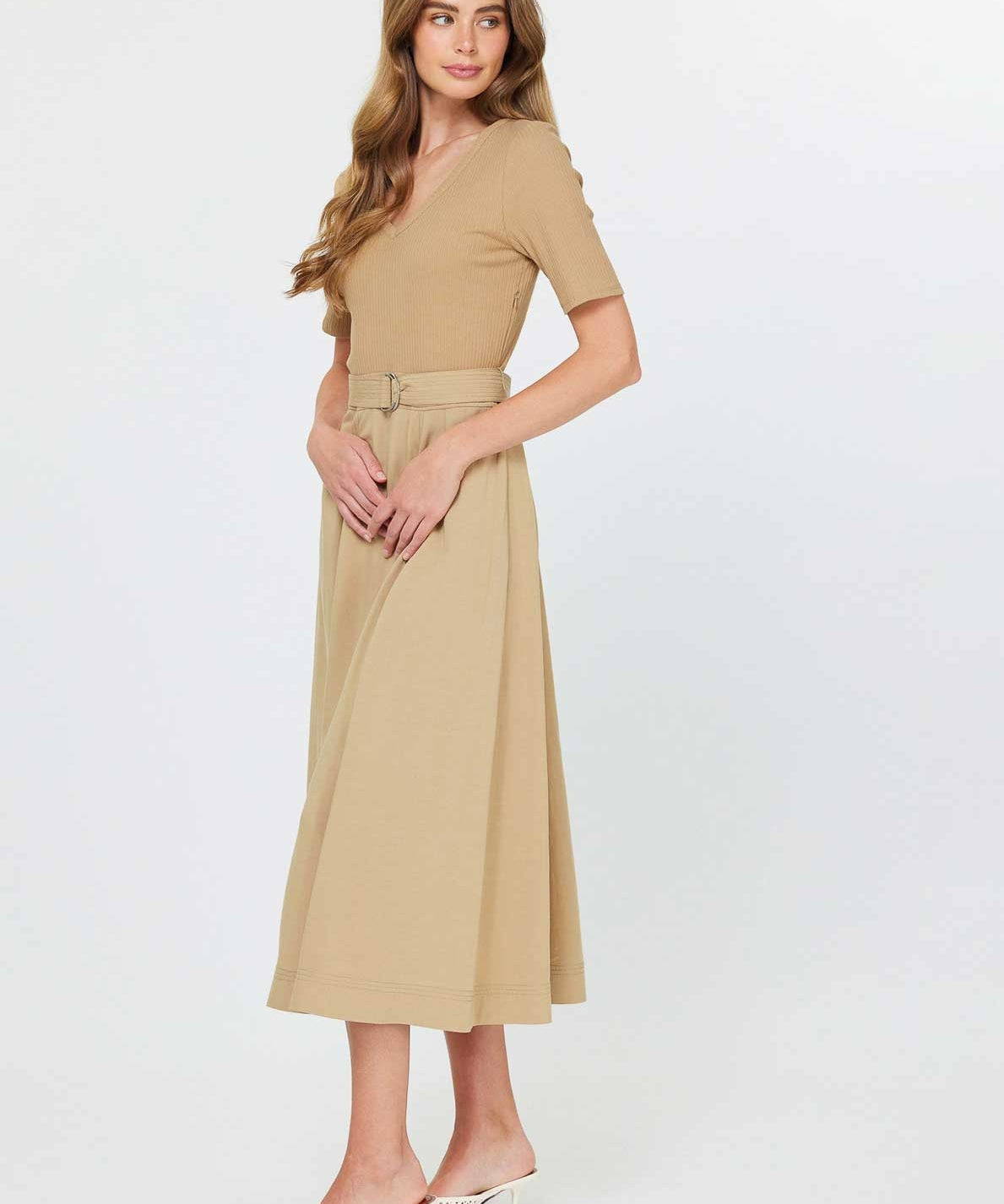 VNECK SSLV KNIT TOP MIDI