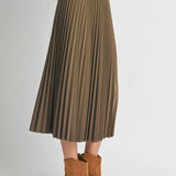 OUR FAVORITE PLEATED MIDI SKIRT