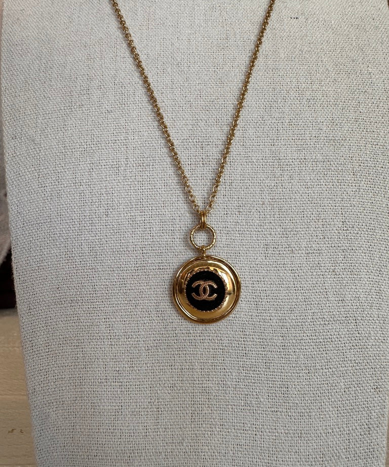 Chanel Button Necklace Small