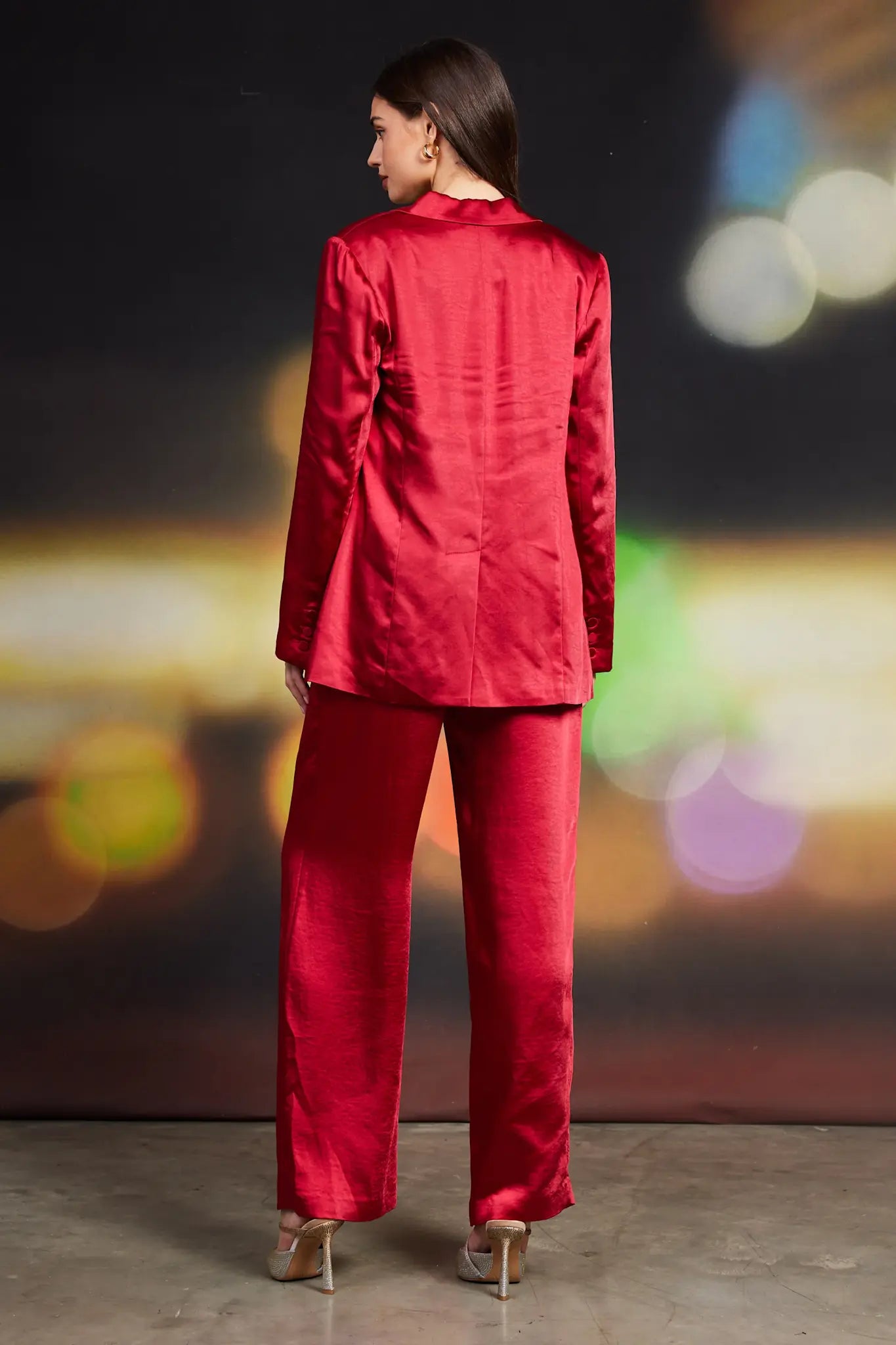 SINGLE BUTTON WINTER SATIN BLAZER