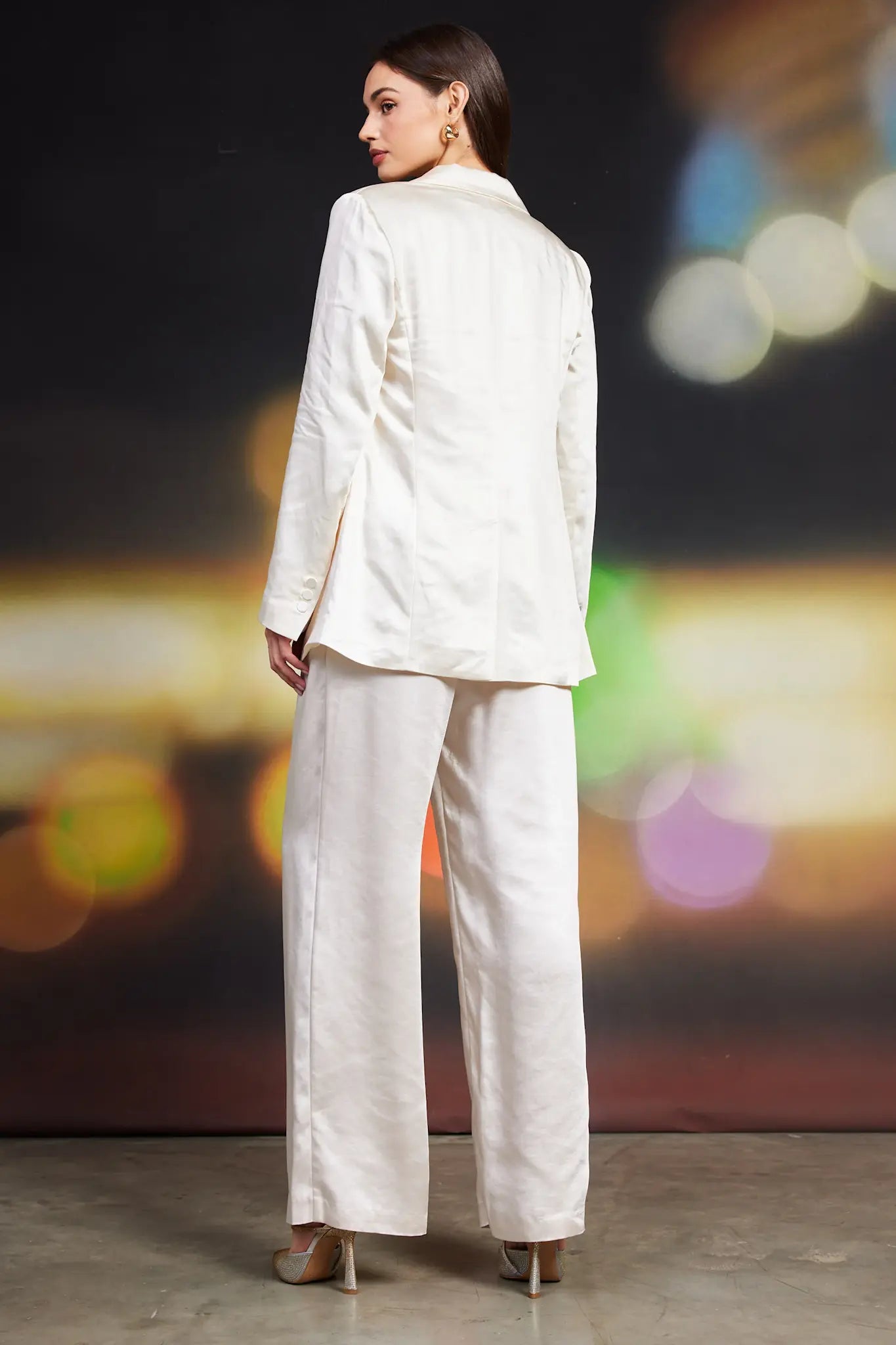 SINGLE BUTTON WINTER SATIN BLAZER