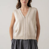 ZIP FRONT SLVLESS KNIT VEST