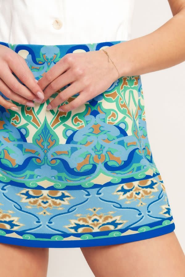 MEDITERRANEAN STYLE PRINT SKORT