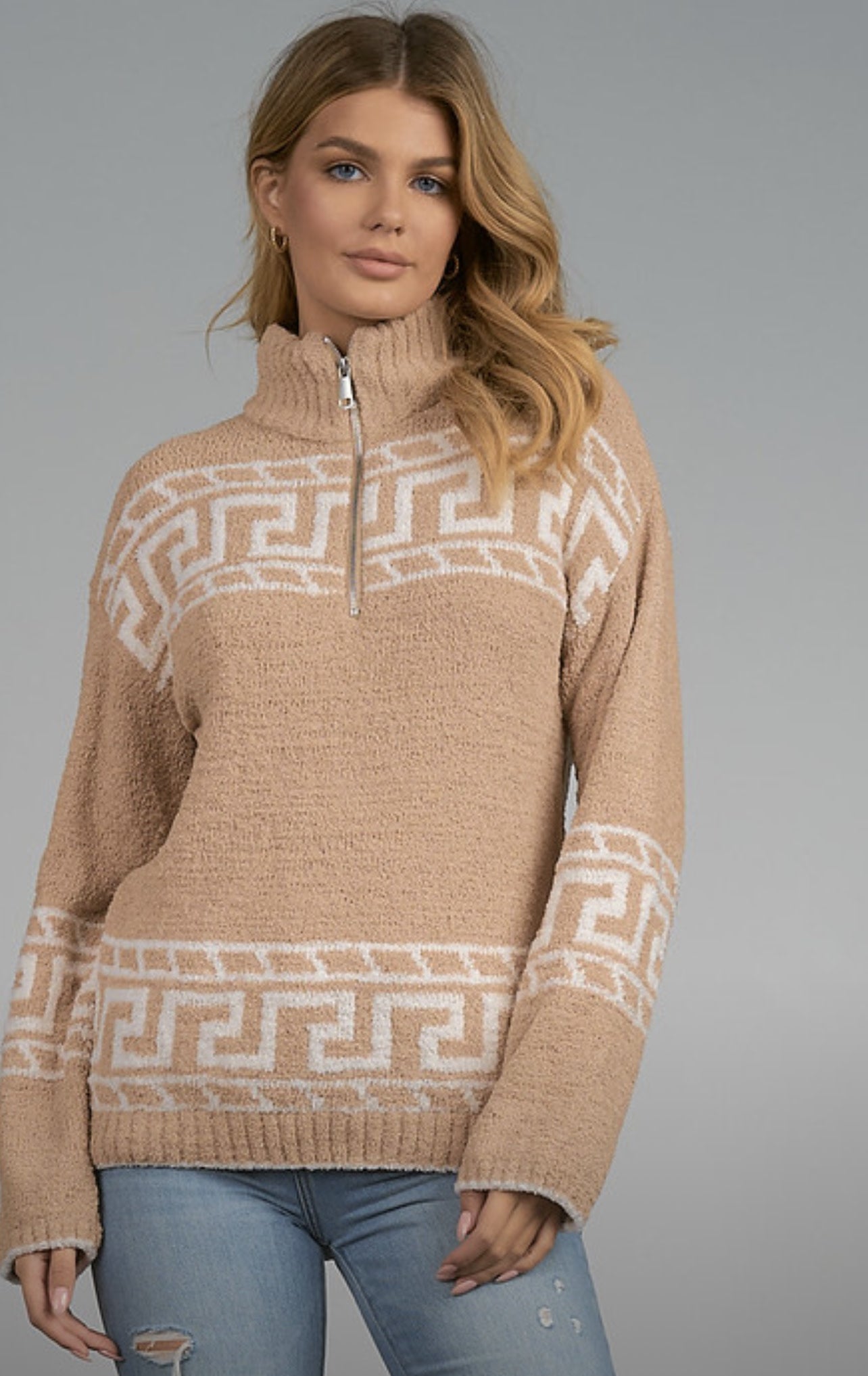 PRINTED  HALF ZIP SWEATER