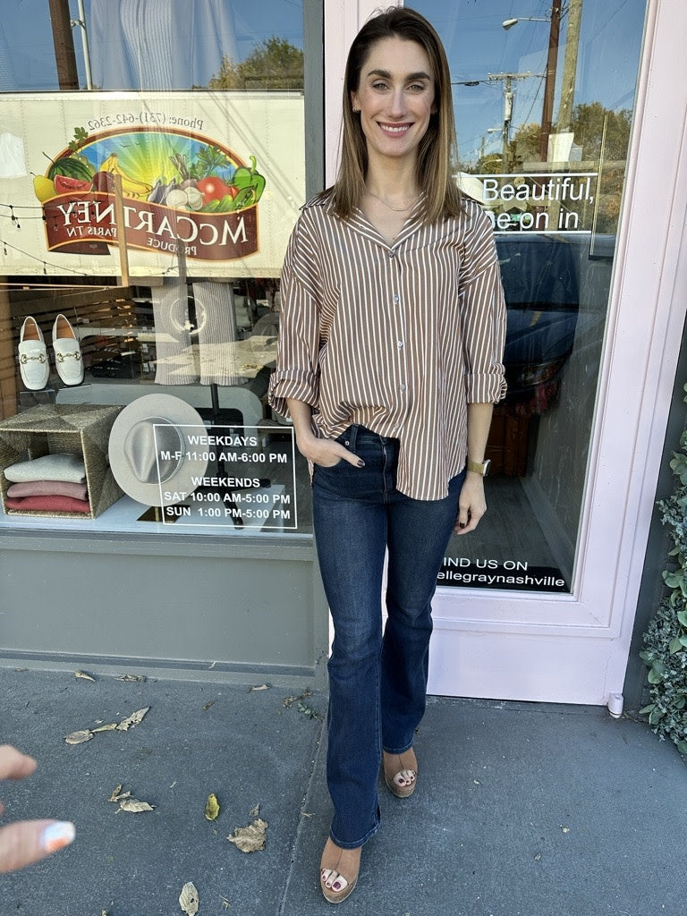 BUTTON DOWN BOYFRIEND STRIPED TOP