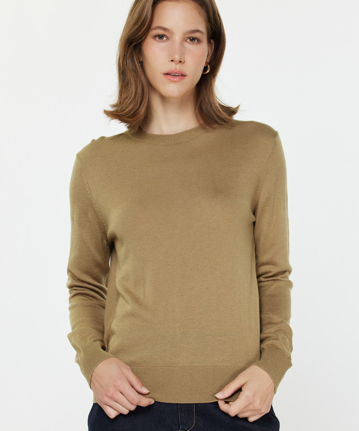 ROUND NECK PULLOVER SWEATER