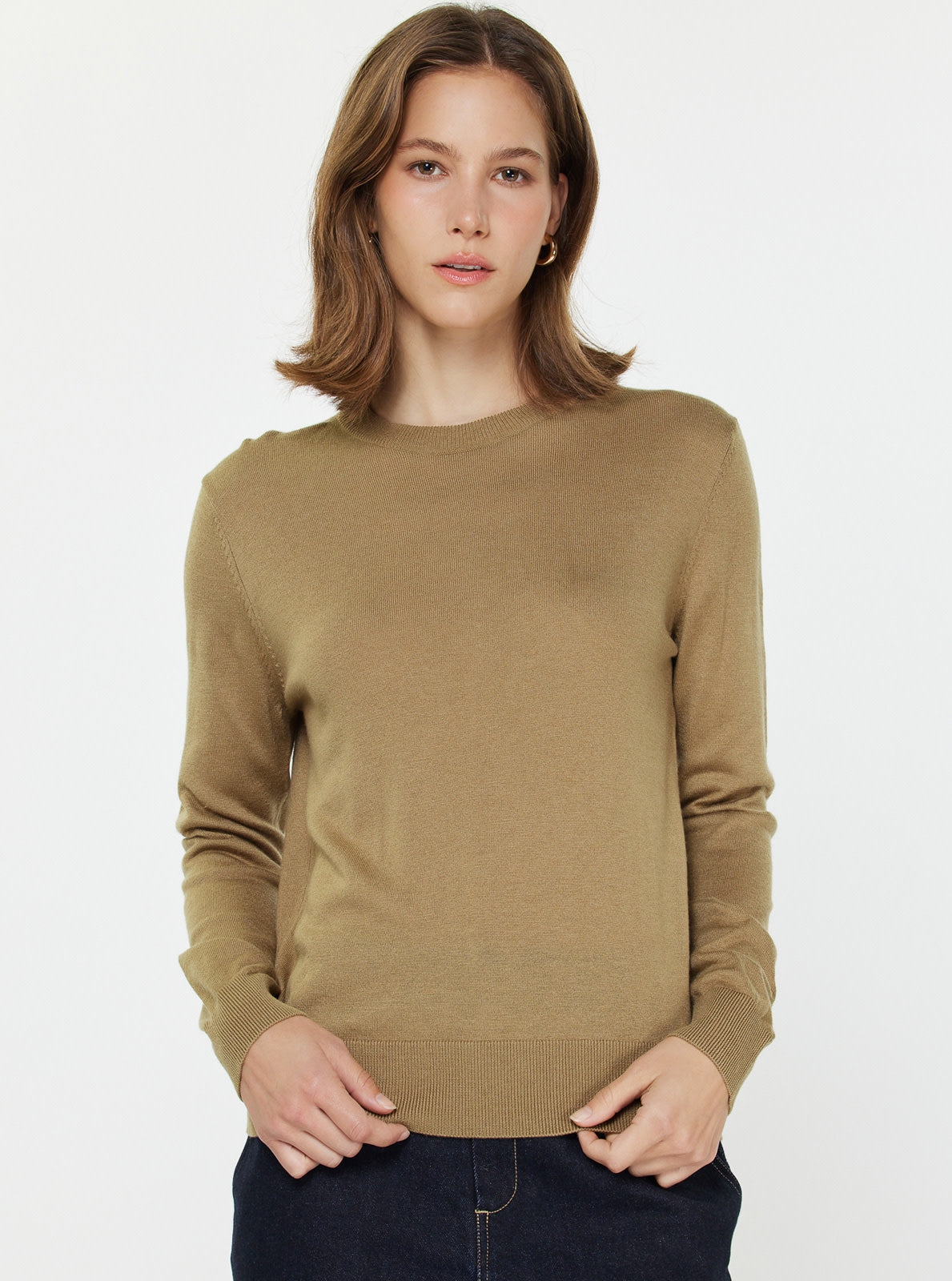 ROUND NECK PULLOVER SWEATER