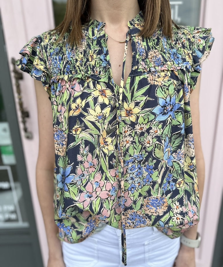 FLUTTER SLV BLOUSE WITH SMOCKING DETAIL