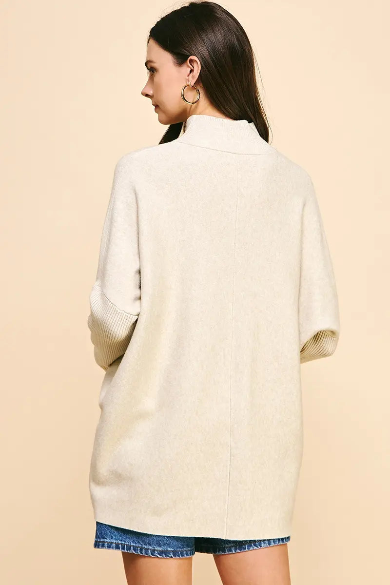 TURTLE NECK LONG SLEEVE SWEATER