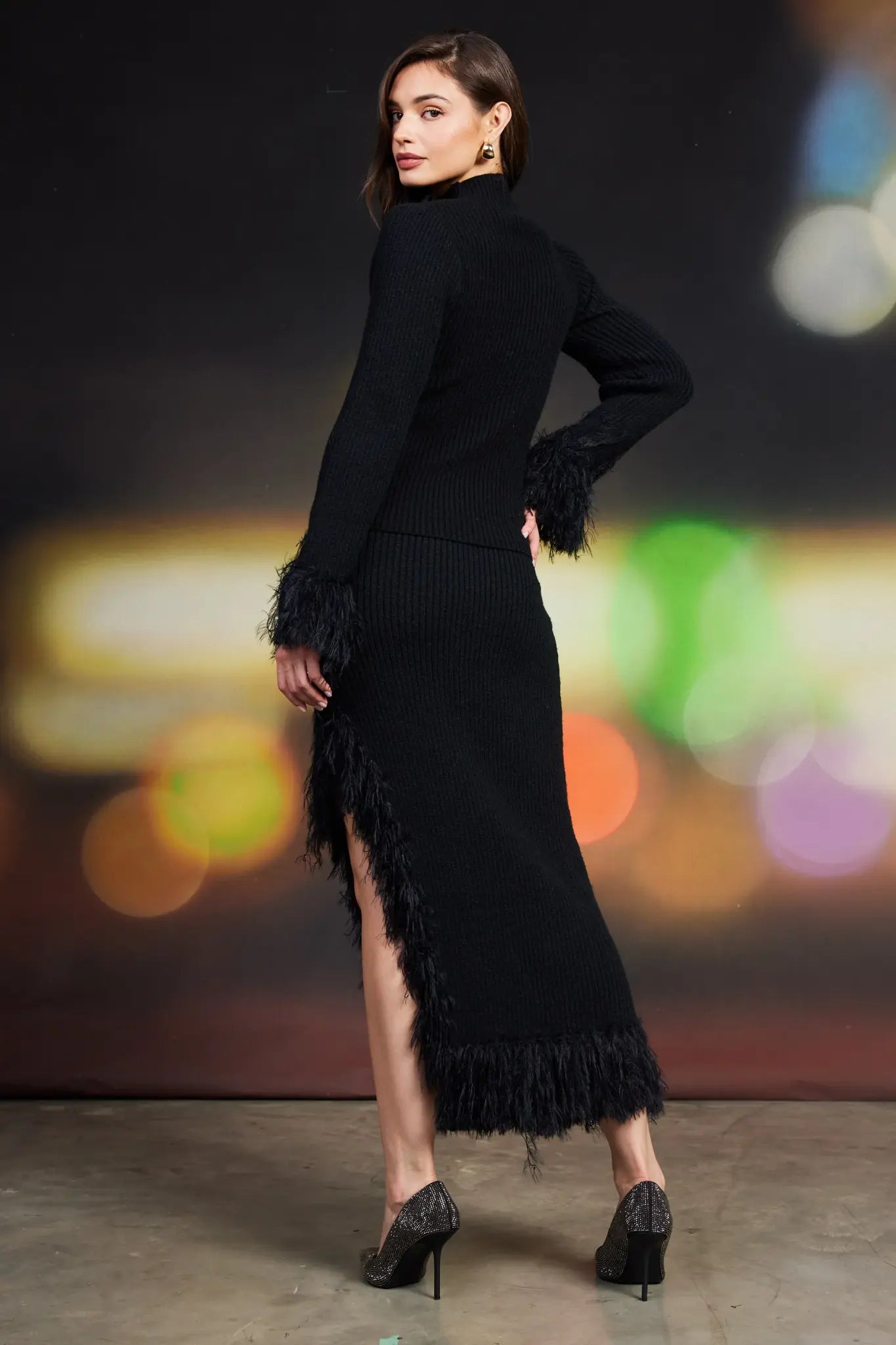 FEATHERED FRINGE MOCK TURTLENECK