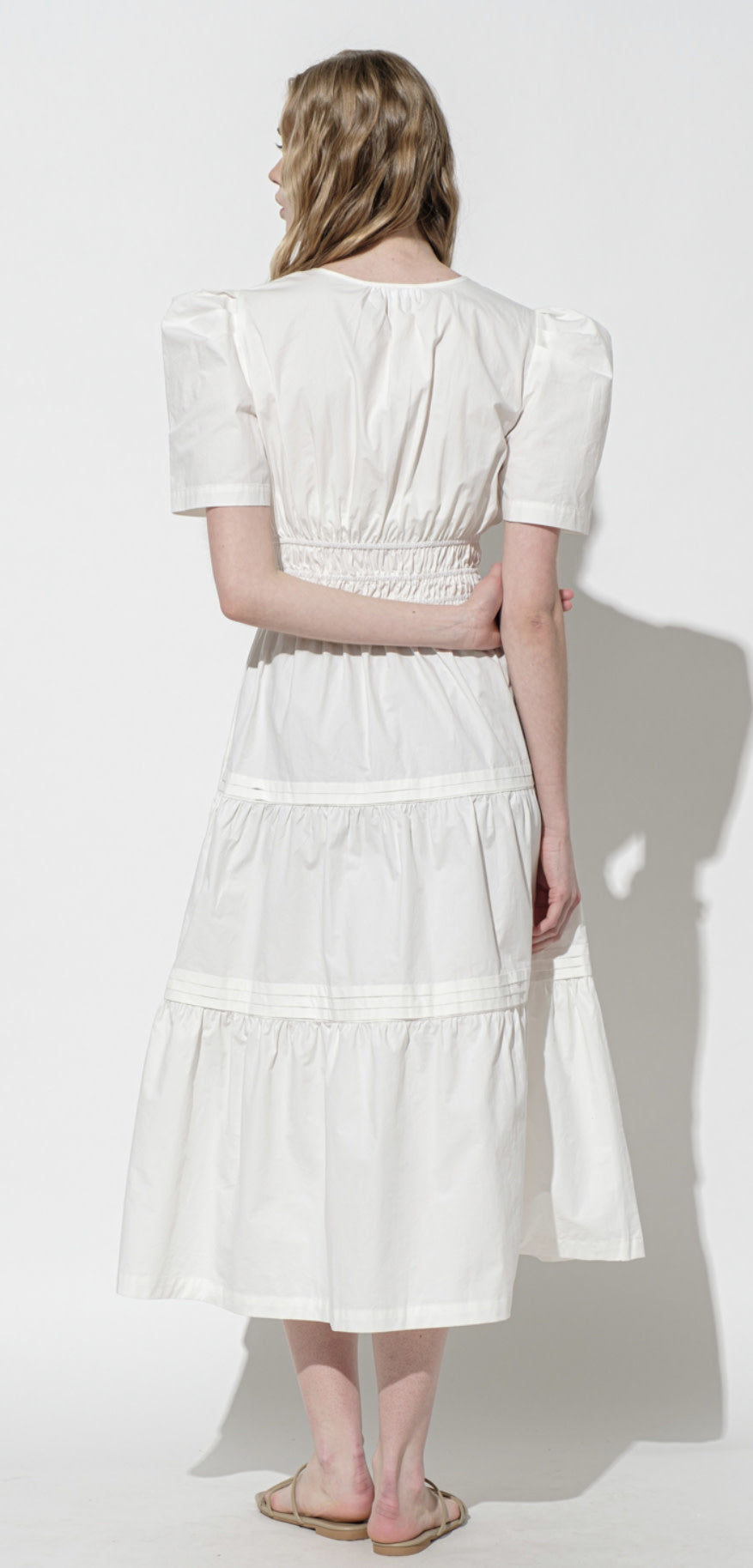 POUF SSLV TIERED MIDI DRESS