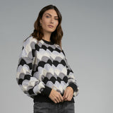ROUND NECK SCALLOP STRIPE SWEATER