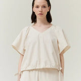 SIDE RIBBON TIE VNECK TOP