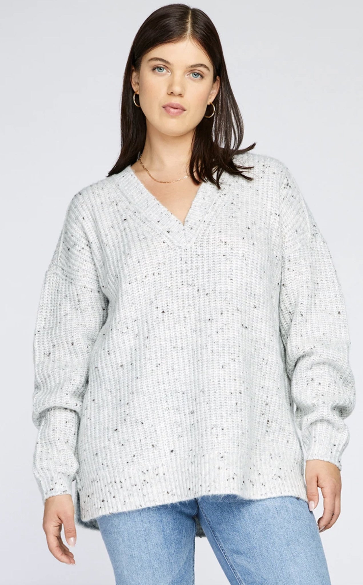 FLECK V NECK SWEATER