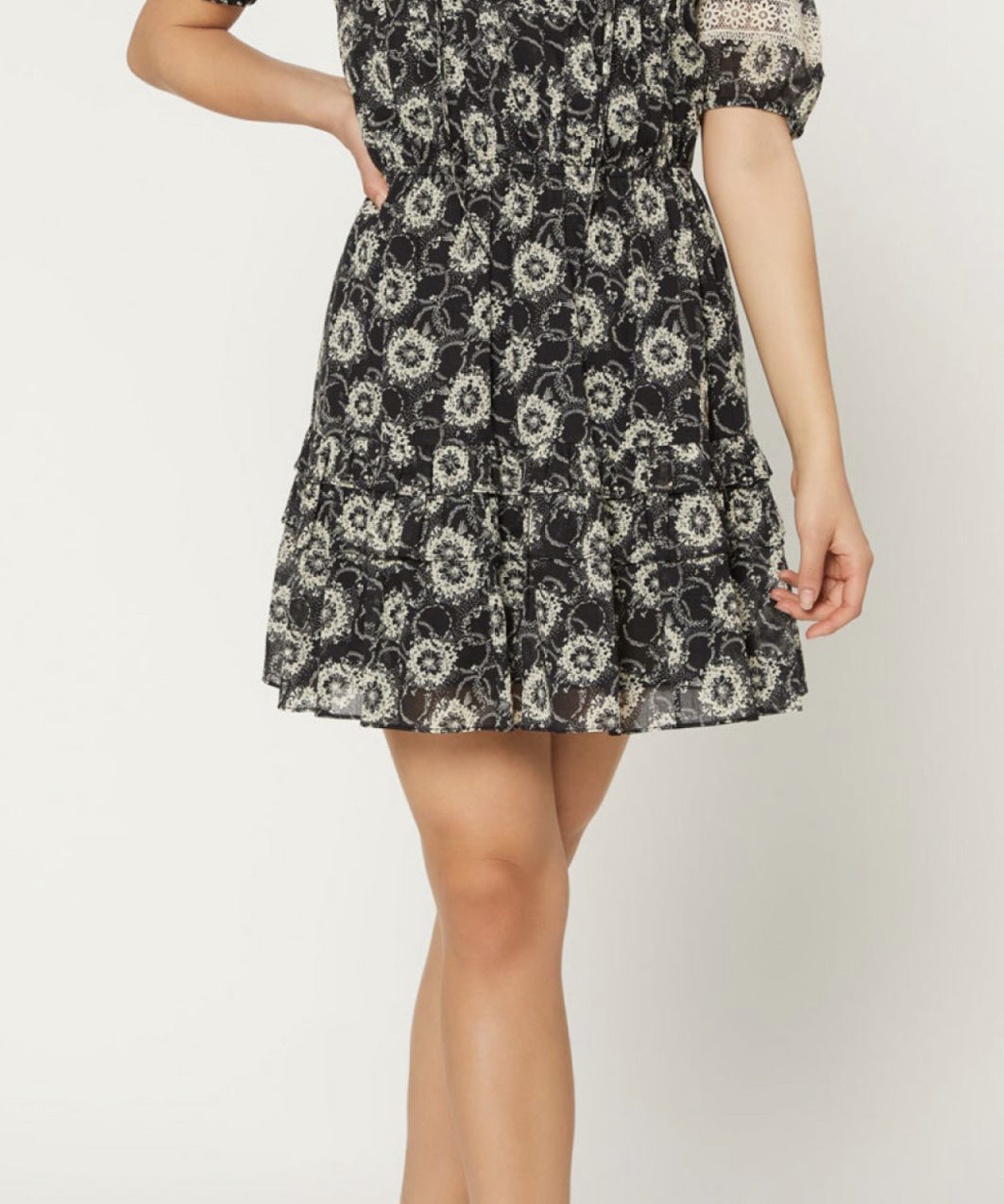 LACE TRIM TIERED RUFFLE DRESS