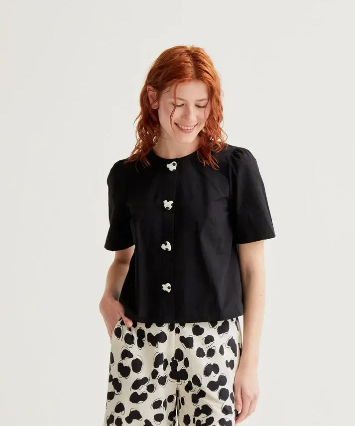 SSLV HEART BUTTON DOWN BLOUSE