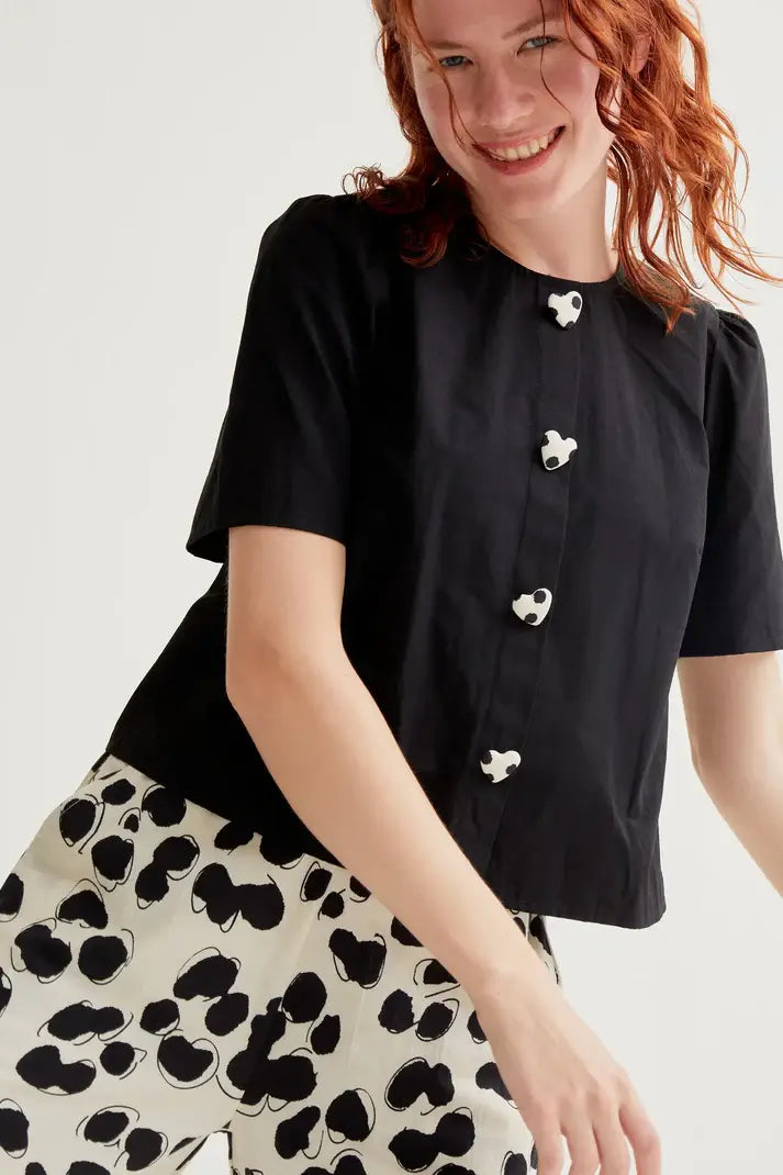 SSLV HEART BUTTON DOWN BLOUSE