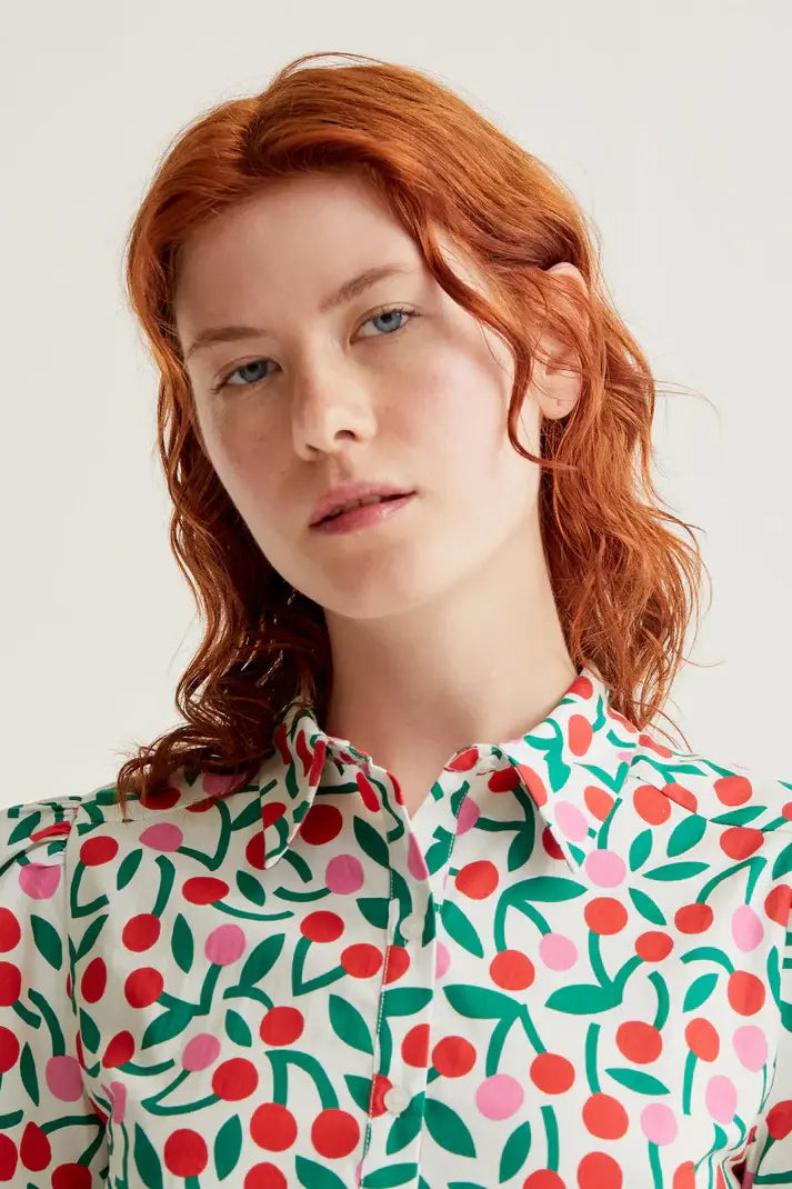 SSLV CHERRY PRINT BUTTON UP