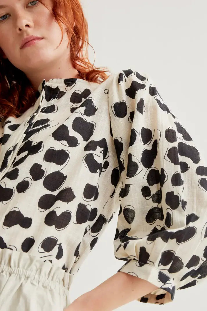 LSLV ABSTRACT DOT PRINT BLOUSE