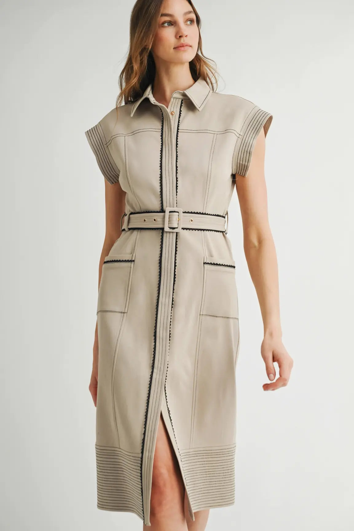 COLLARD BLACK ACCENT MIDI DRESS W/BELT