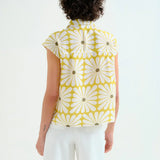 SSLV FLOWERBURST COLLARED TOP
