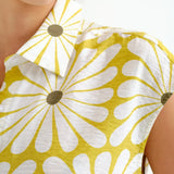 SSLV FLOWERBURST COLLARED TOP