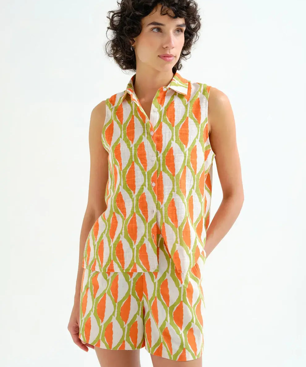 SLVLESS GEOMETRIC TOP