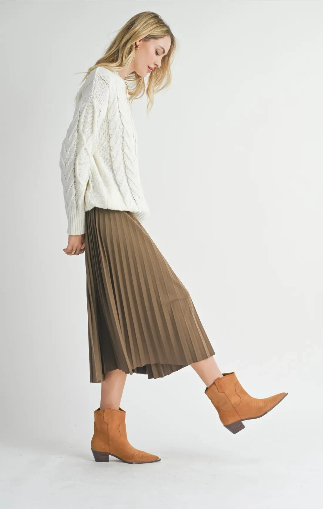 OUR FAVORITE PLEATED MIDI SKIRT