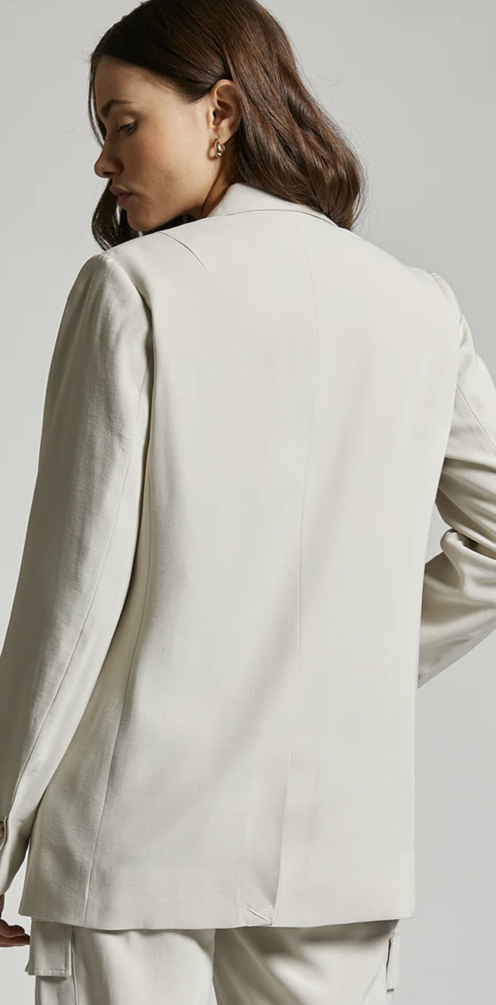 SINGLE BREAST BLAZER