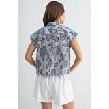 WIDE SHOULDER LAPEL PRINT TOP