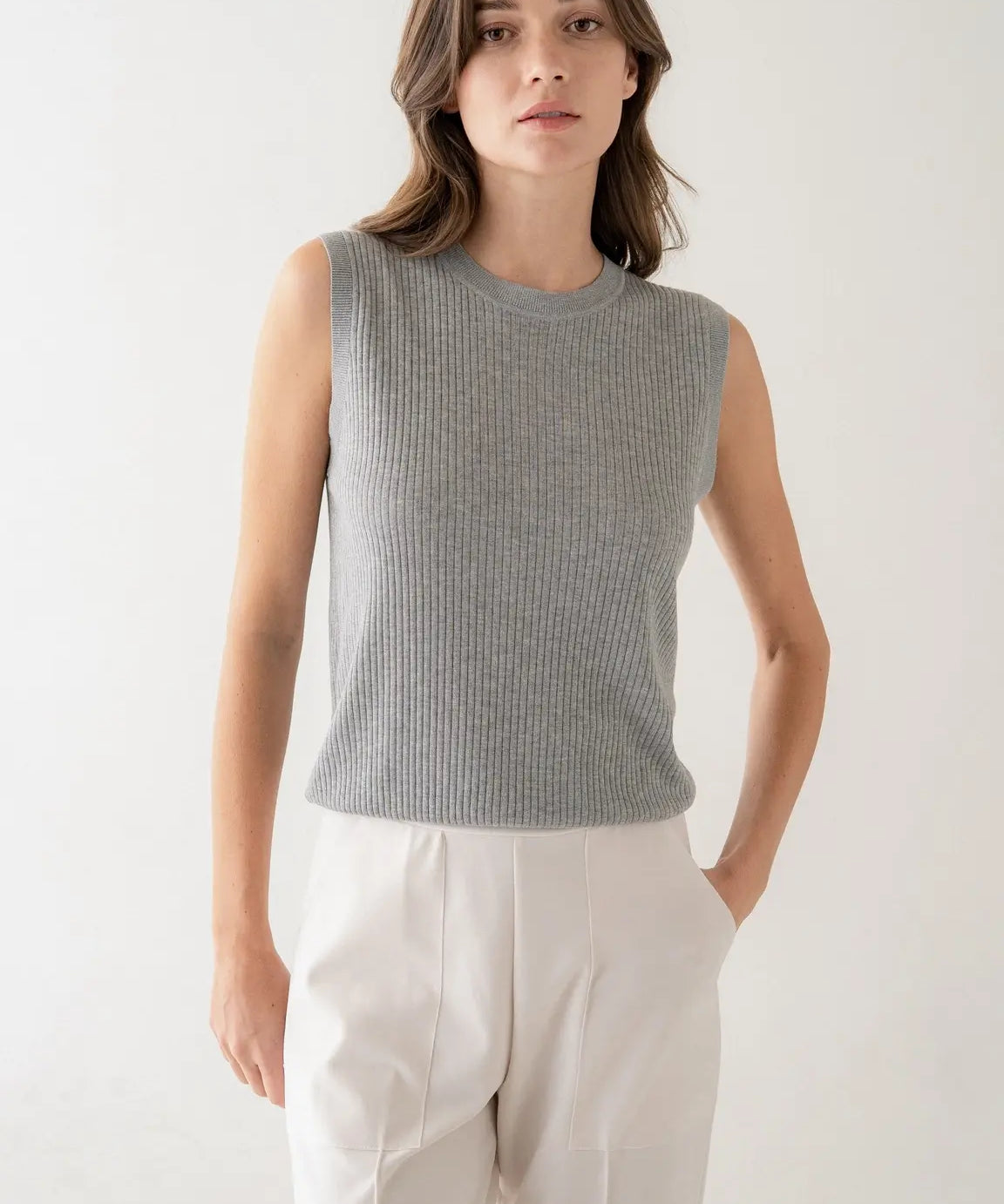 RIBBED SLVLESS KNIT TANK