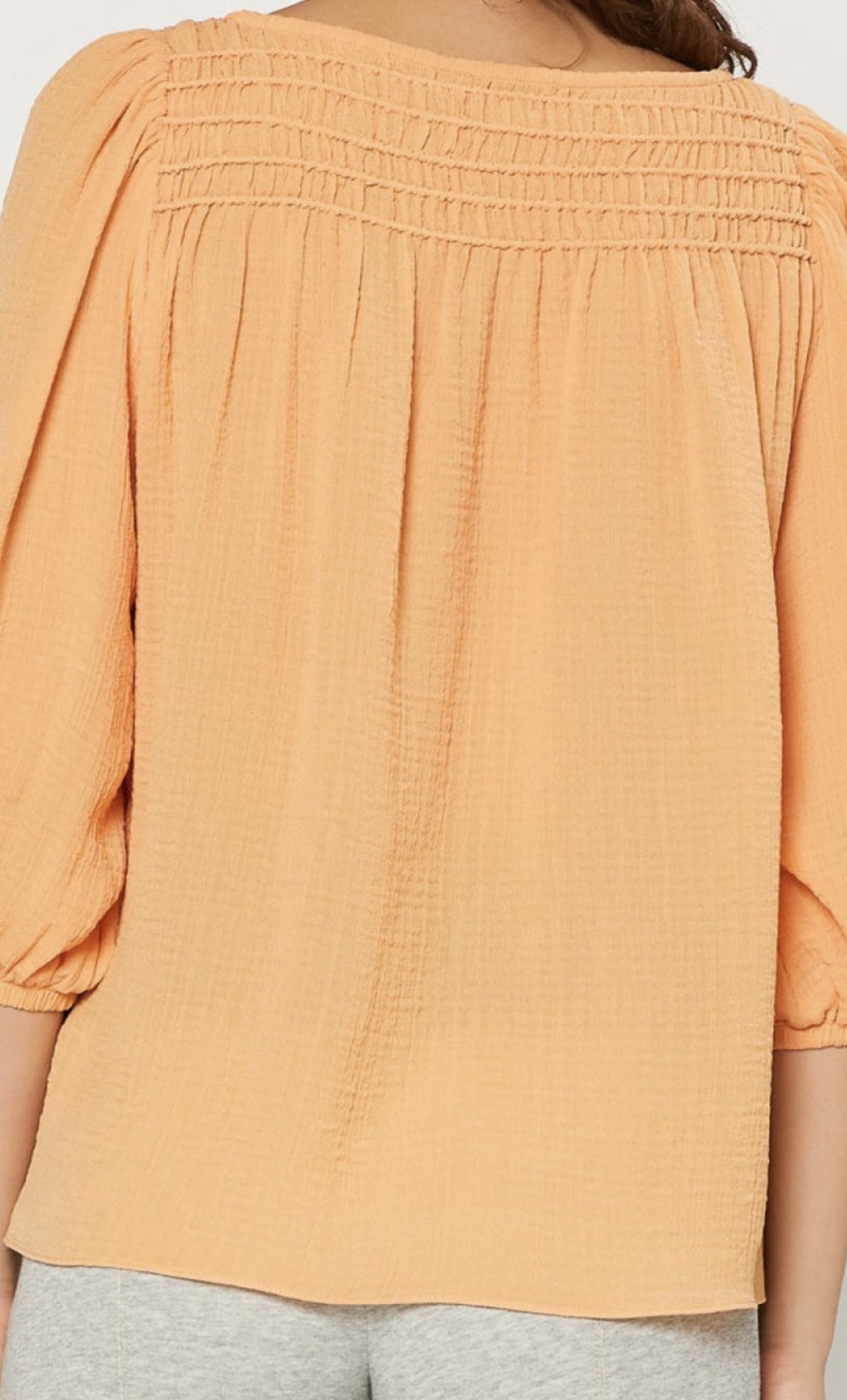WIDE NECK CHEST SMOCKED TOP