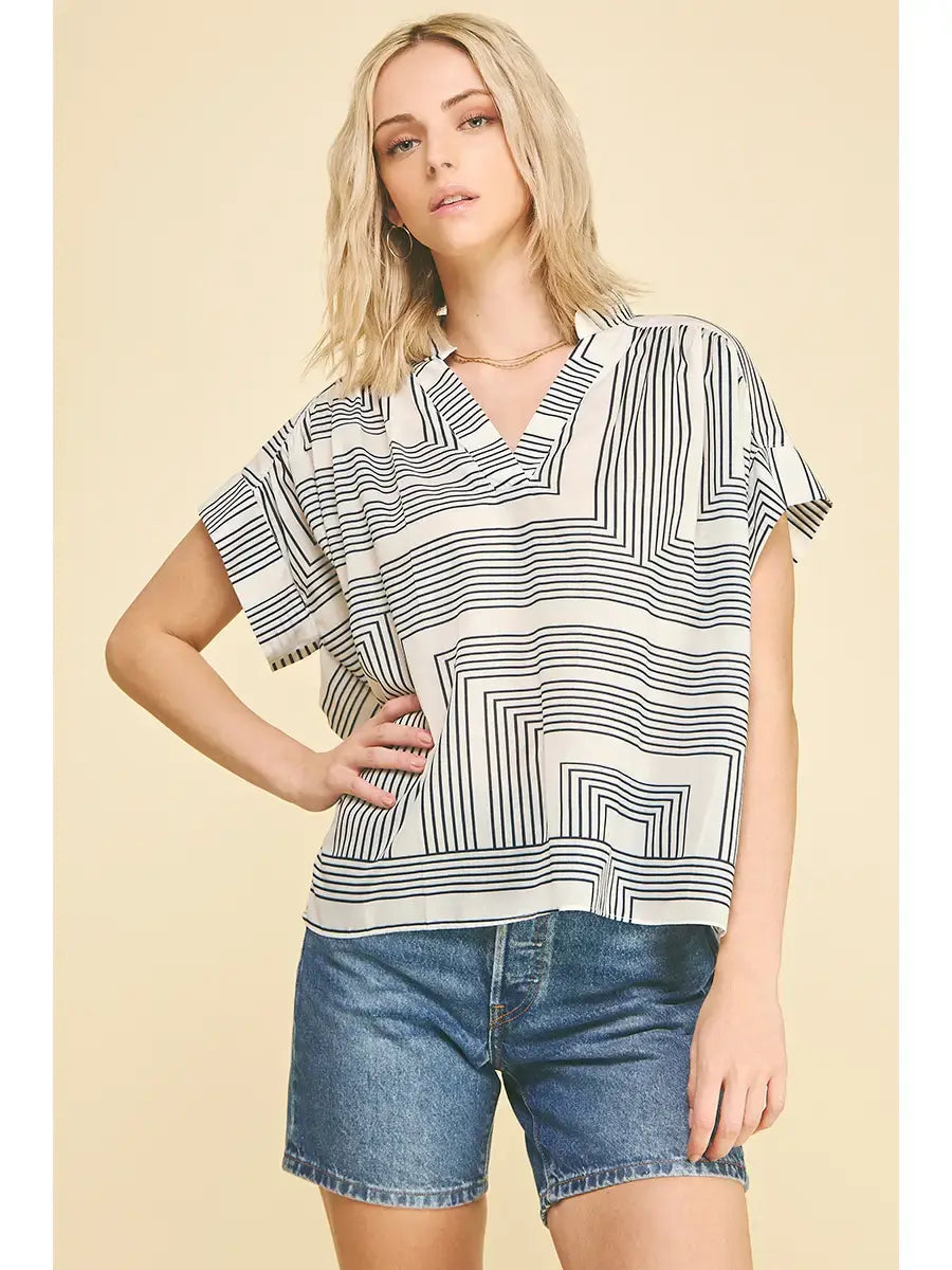 GEOMETRIC VNECK BLOUSE