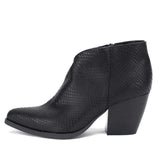 TEXTURED V FRONT BOOTIE