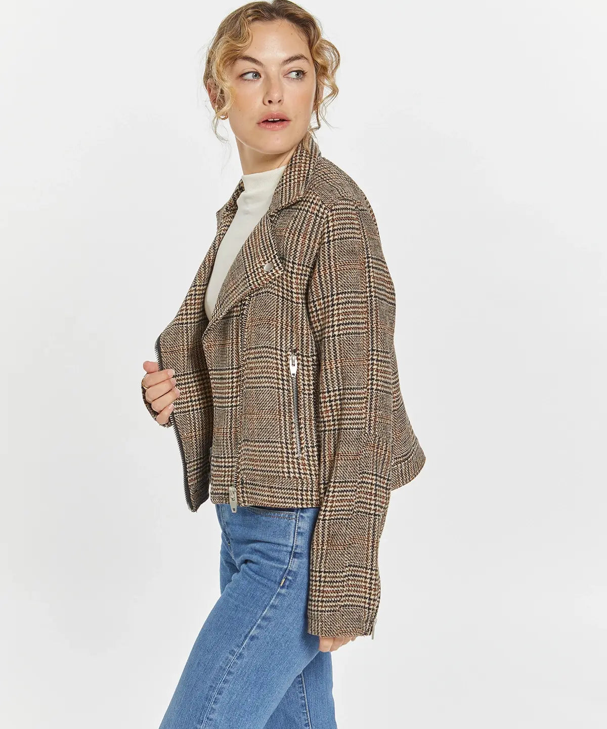 VARDEN ZIP UP JACKET