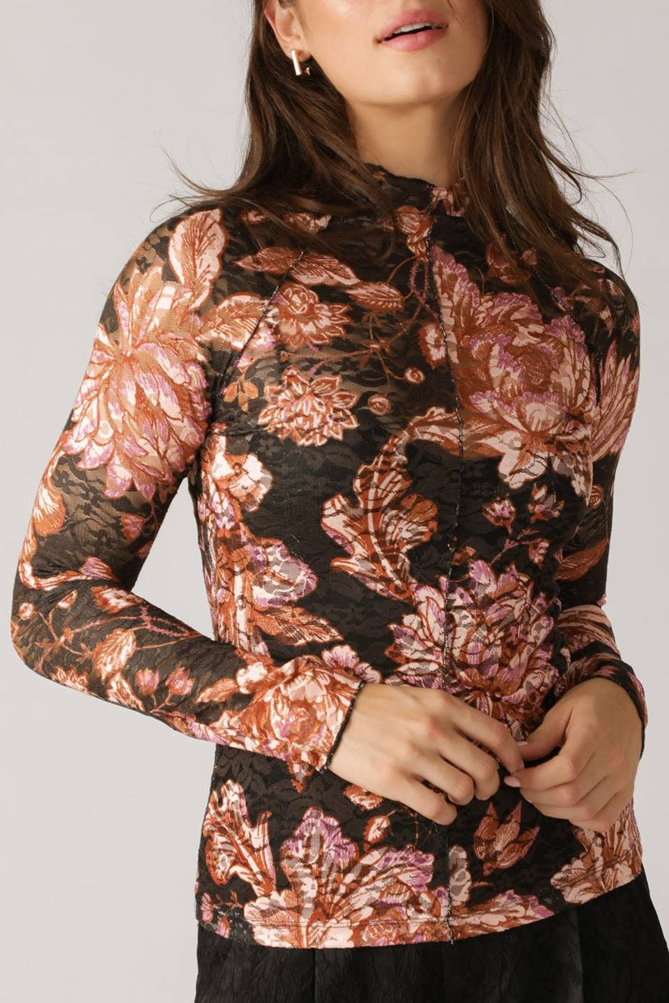 SHEER FLORAL LSLV BLOUSE