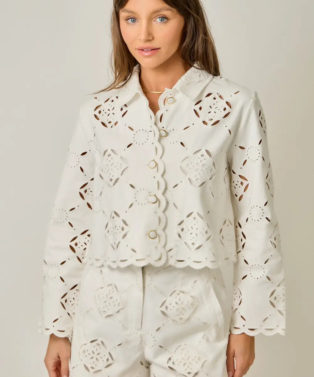 SCALLOP HEM EYELET JACKET