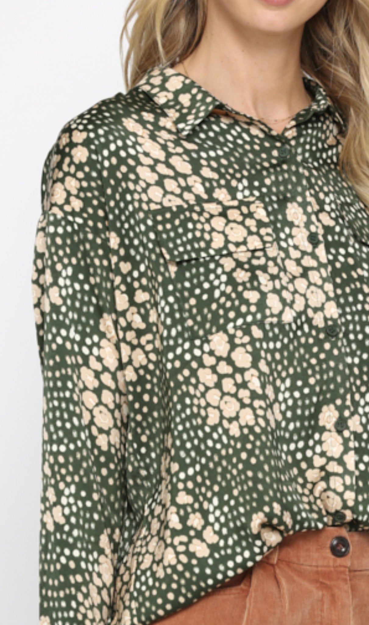SATIN LSLV DBL POCKET PRINT TOP