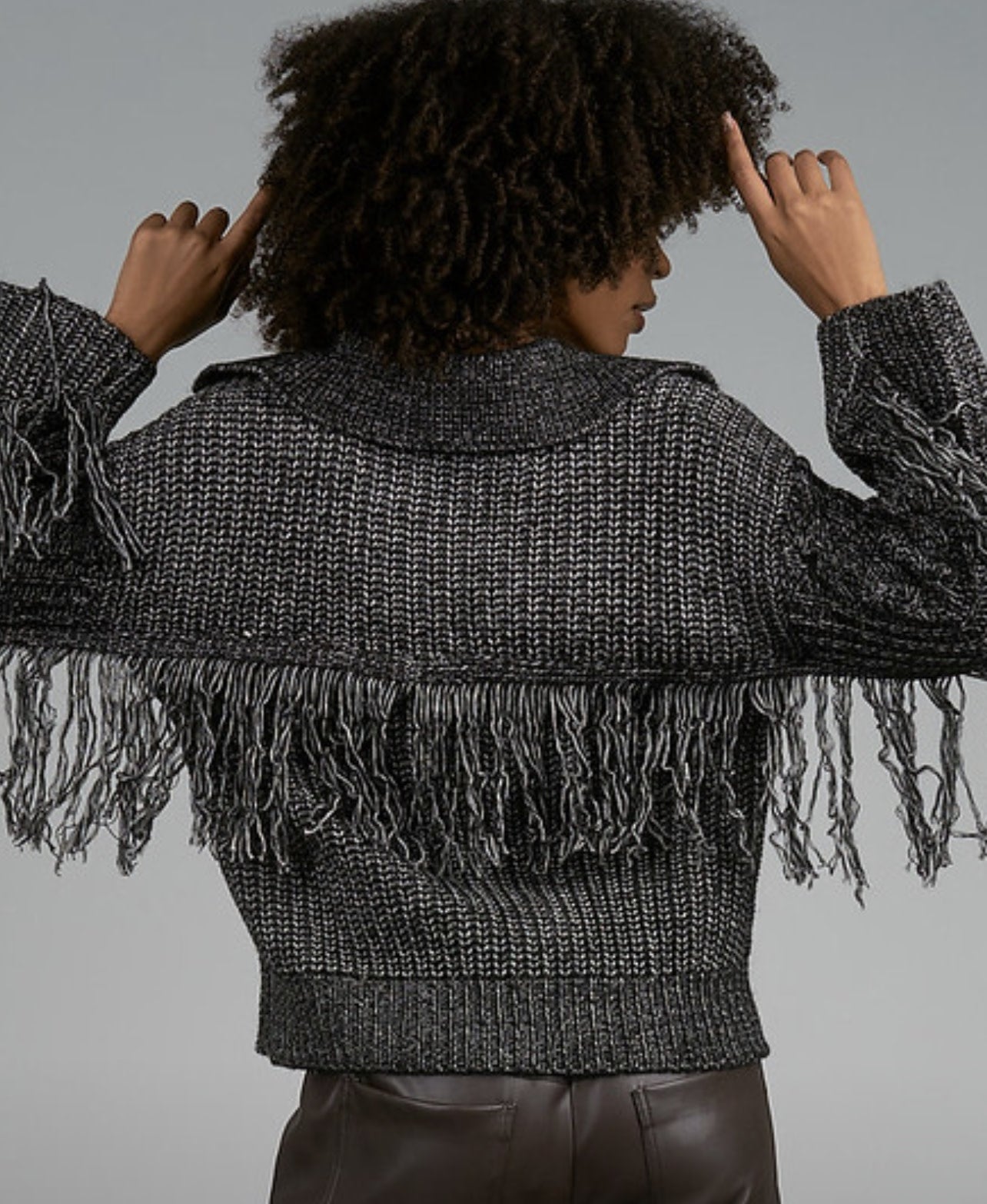 FRINGE DETAIL COLLAR SWEATER